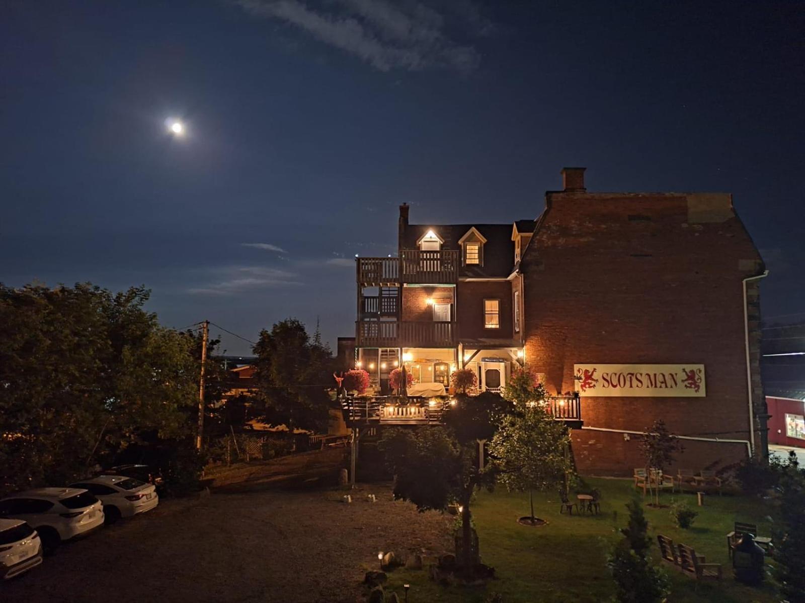 The Scotsman Inn Pictou Esterno foto